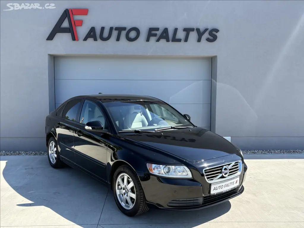 Volvo S40, 2,0 i 107 KW MANUAL CZ